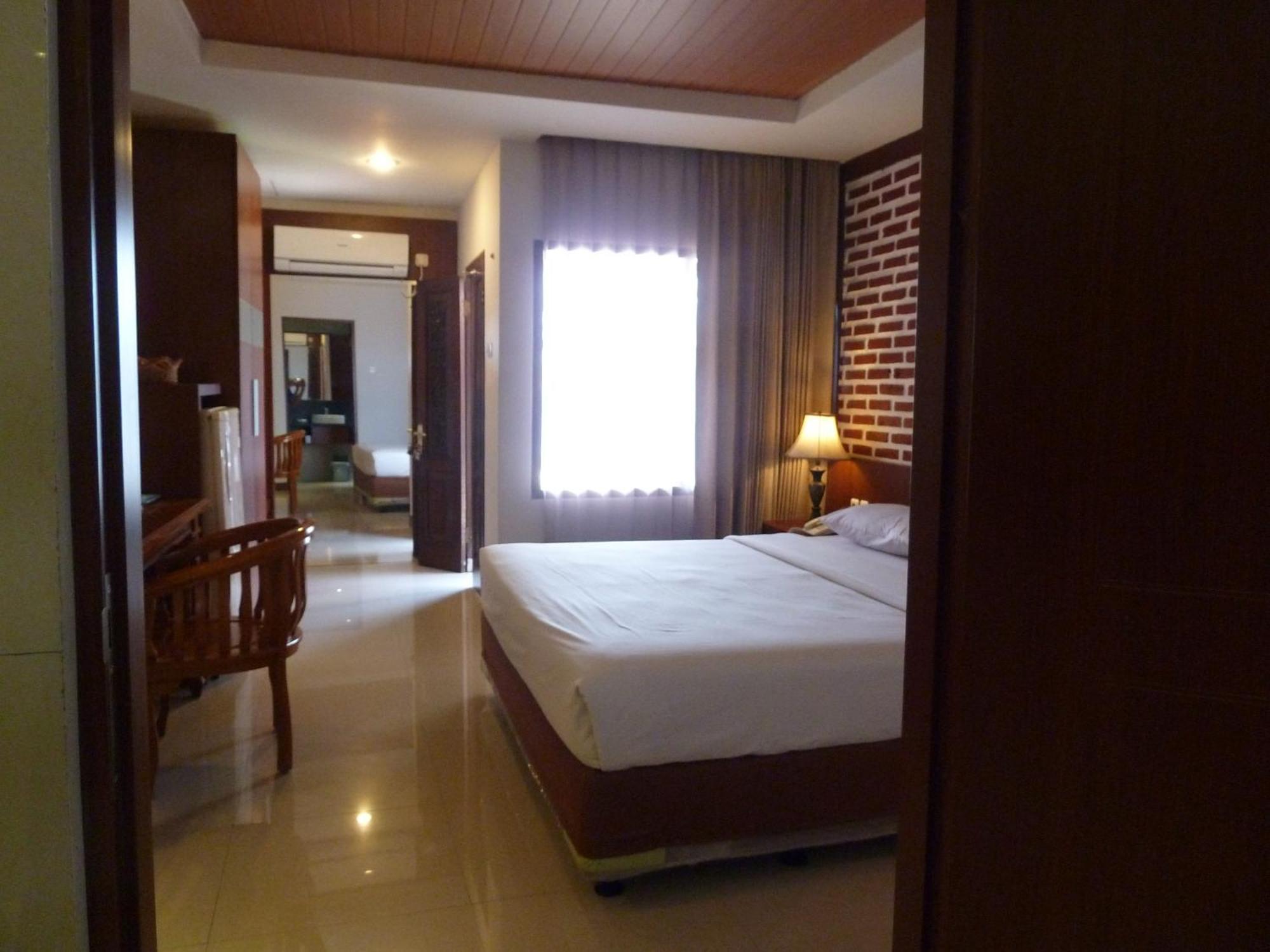 Watu Dodol Hotel & Restaurant Banyuwangi  Phòng bức ảnh