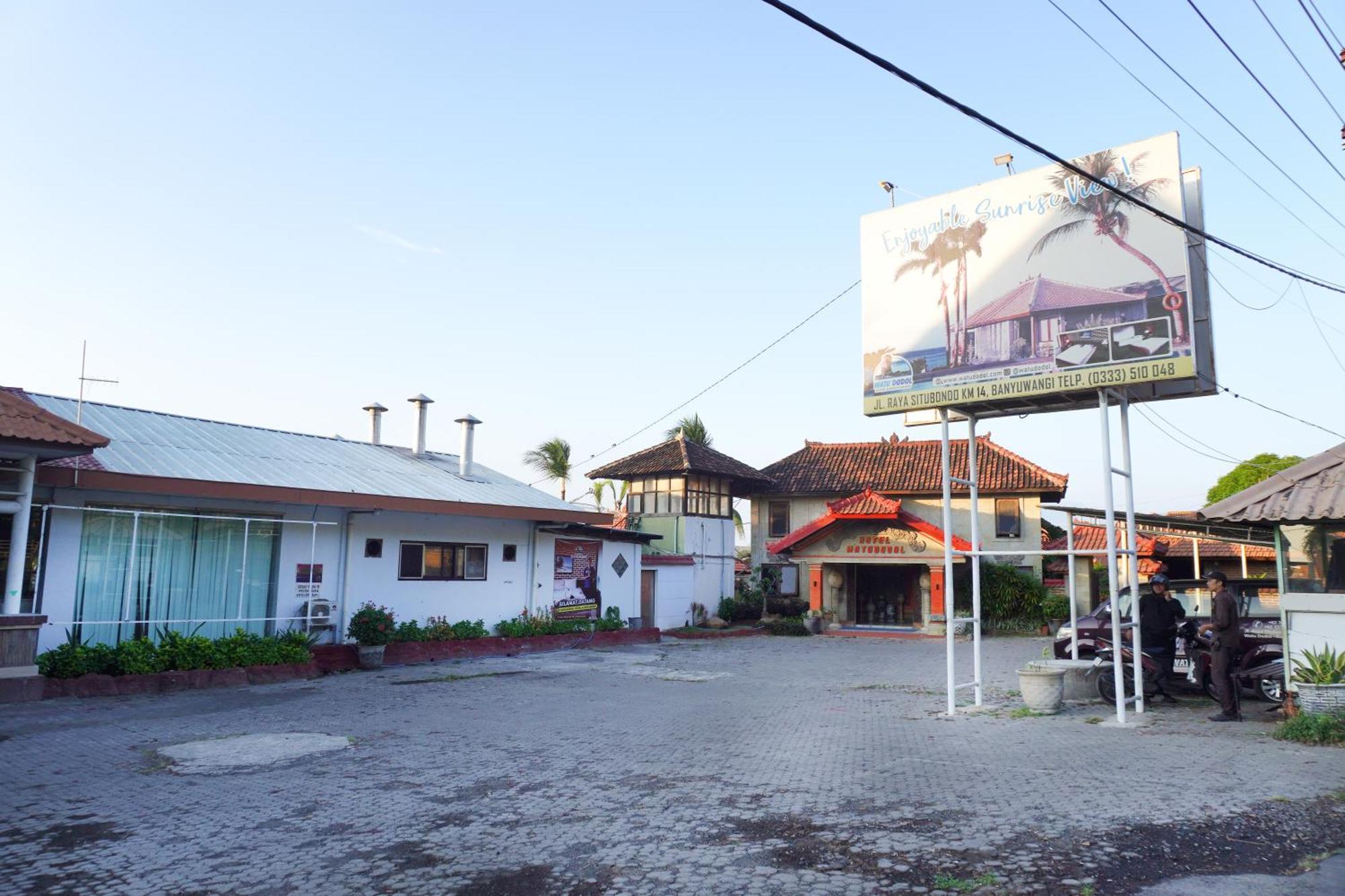 Watu Dodol Hotel & Restaurant Banyuwangi  Ngoại thất bức ảnh