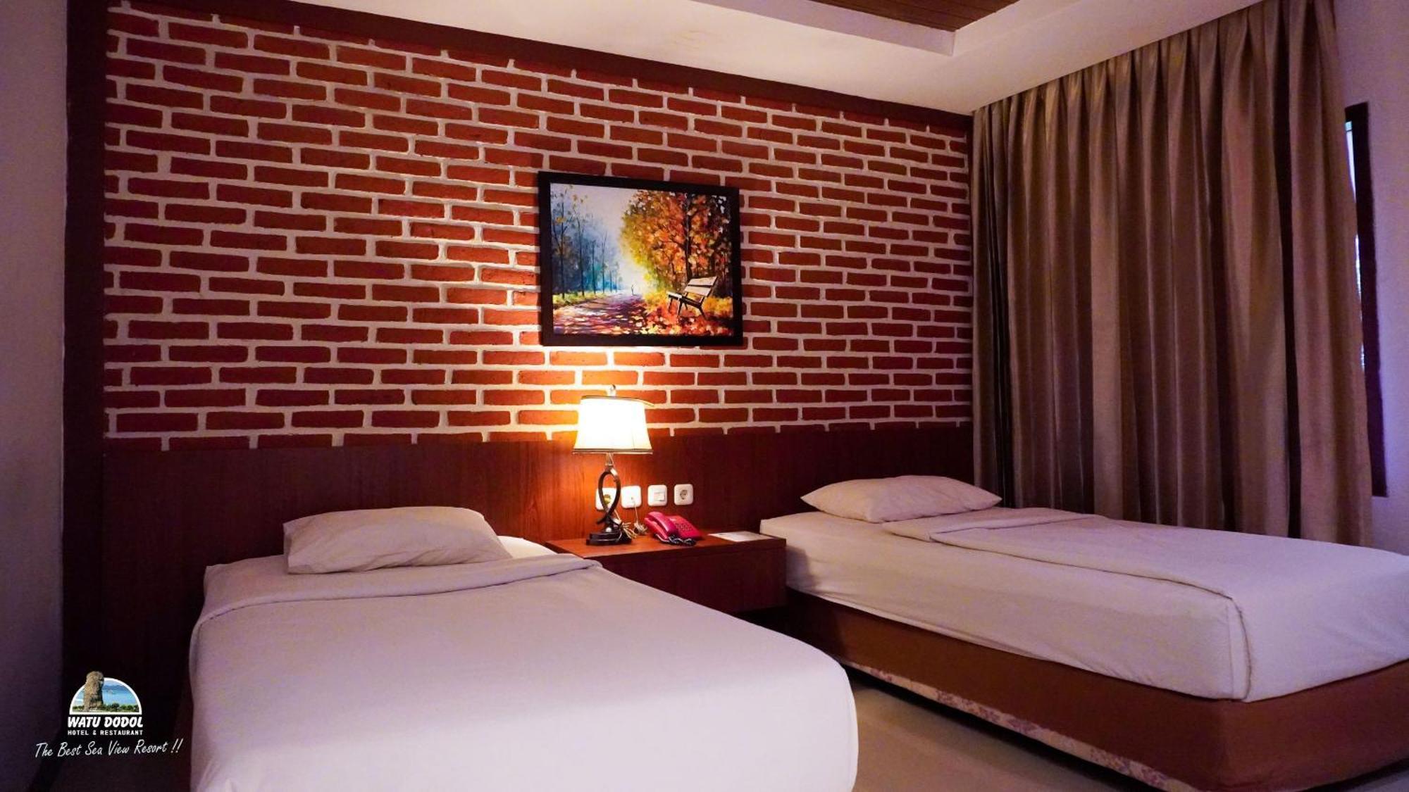 Watu Dodol Hotel & Restaurant Banyuwangi  Ngoại thất bức ảnh