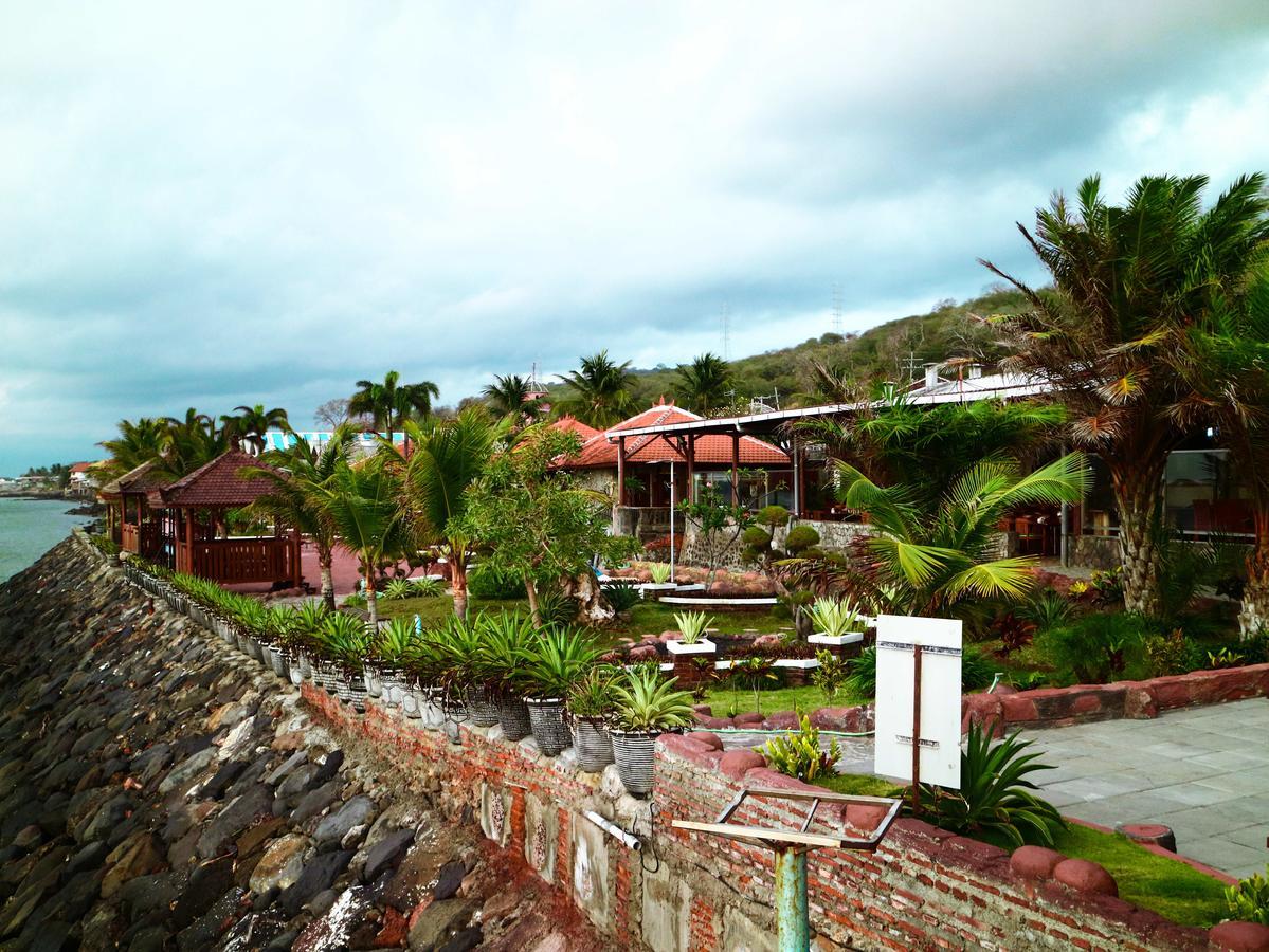 Watu Dodol Hotel & Restaurant Banyuwangi  Ngoại thất bức ảnh
