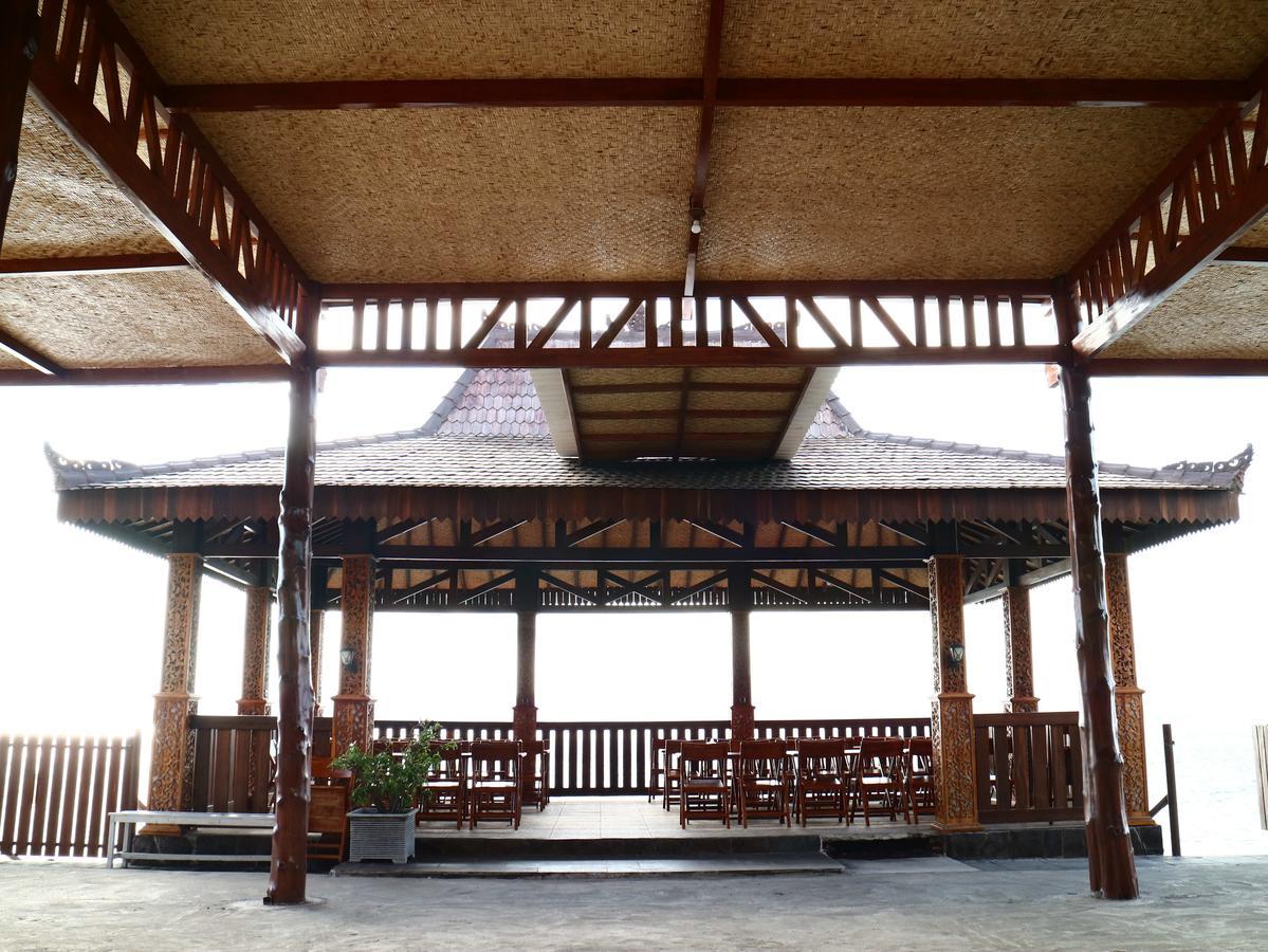 Watu Dodol Hotel & Restaurant Banyuwangi  Ngoại thất bức ảnh